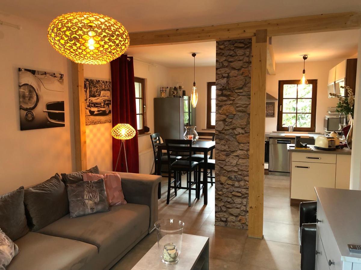 Willkommen Im Casa Felice, Der Wohlfuehl Oase Mit Balkon, 4 Betten Und Homeoffice Platz Aidlingen Extérieur photo