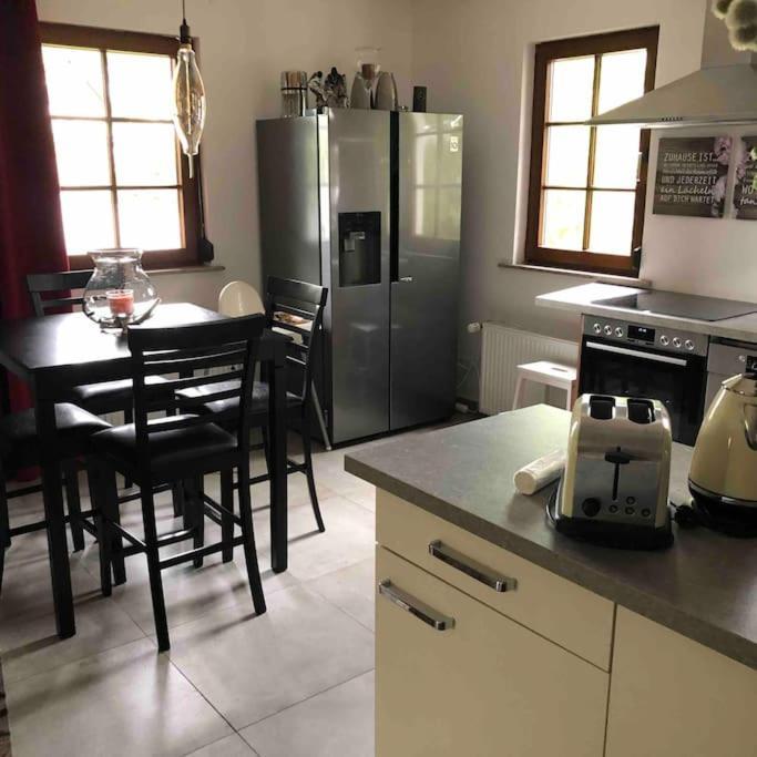 Willkommen Im Casa Felice, Der Wohlfuehl Oase Mit Balkon, 4 Betten Und Homeoffice Platz Aidlingen Extérieur photo
